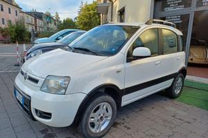 Fiat Panda 1.3 MJT 16V DPF 4x4 Climbing