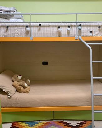 Camera con letto a castello