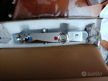 Miscelatore con valvola termostatica