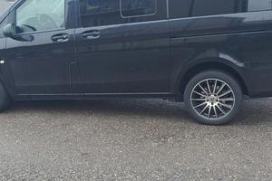  Mercedes Benz Vito