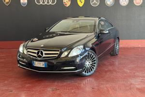 Mercedes-benz E 220 CDI BlueEFFICIENCY Avantgarde