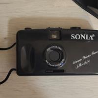 Macchina fotografica "Sonia" 