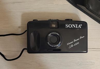 Macchina fotografica "Sonia" 