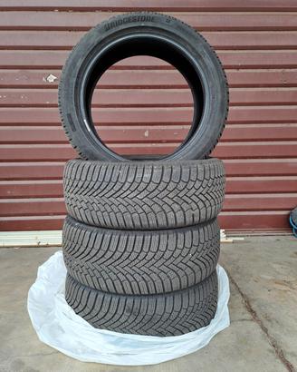 4 Bridgestone Blizzak 6 205/50 R17