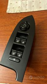 Interruttore  alza cristalli alfa romeo giulietta