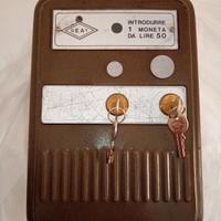 gettoniera vintage per ascensori 