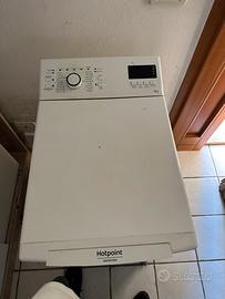 Lavatrice Ariston Hotpoint con carica dall’alto
