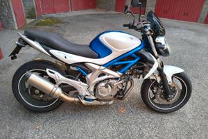 SUZUKI Gladius depotenziata 25 Kw - Ribassata