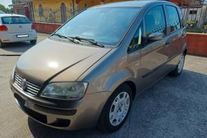 Fiat Idea 1.2 16V BlackLabel