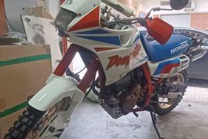 Honda dominator 650 anno 89