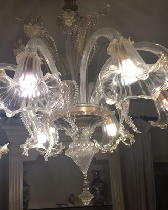 Lampadario di murano bagnato in oro