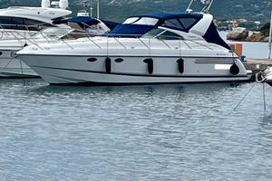 Fairline Targa 43 - linea d'asse