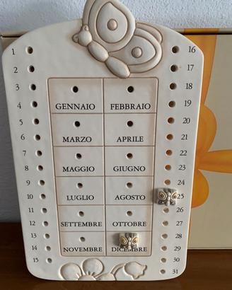 Calendario perpetuo da parete in ceramica Elegance