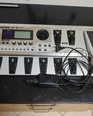 Pedaliera multi effetti BOSS GT10