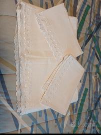 Lenzuolo superiore + 2 federe vintage
