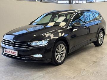 VOLKSWAGEN Passat Variant 2.0 TDI DSG *UNICO PRO