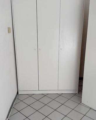 Armadio KLEPPSTAD 3 ante Ikea