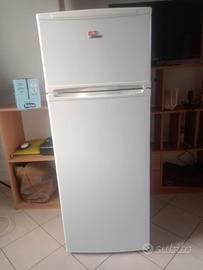 Frigo e congelatore.