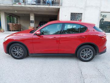 Alfa Romeo Stelvio 2.2 TD 160 CV AT8 RWD Business