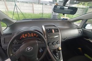 TOYOTA Auris 2ª serie - 2010