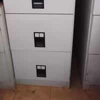 Schedari da ufficio in metallo