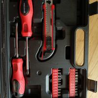 Valigetta set cacciaviti e chiavi varie