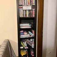 Libreria Ikea, colore marrone