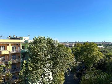 4 LOCALI A ROMA