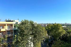 4 LOCALI A ROMA