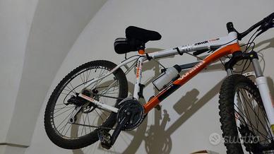 Mountain Bike Whistle M-WOK 1162D – Ruote da 26” –