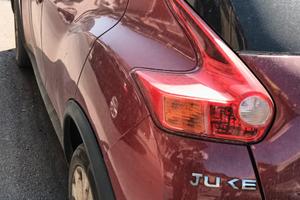 auto Nissan Juke 