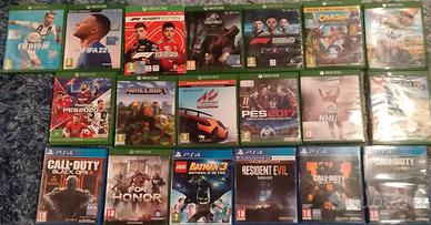 Videogiochi PS4 + joystick + joystick xbox360