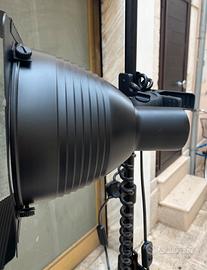 Cavalletto Stativo MANFROTTO con Faretti.