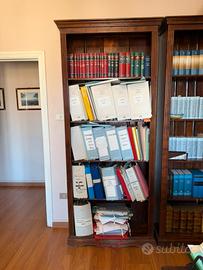 Coppia di librerie in legno