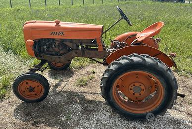 Trattore Fiat 211 Rb - 22 cv benzina