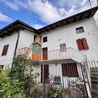 CASA DI TESTA CON GARAGE E DEPOSITO - DA RINNOV...