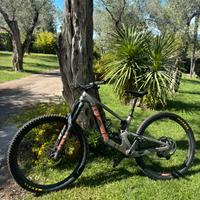 SANTA CRUZ MEGA TOWER 2024