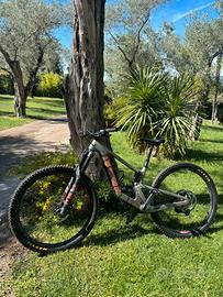 SANTA CRUZ MEGA TOWER 2024