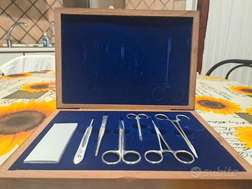 strumenti medici chirurgici