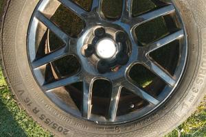 4  gomme complete di cerchio in lega