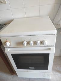 cucina 4 fuochi forno elettrico 