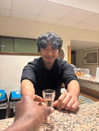 Aiuto di cucina, barista, cameriere