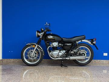 Kawasaki W 800 2026 KM0 tua soli 89€ senza anticip