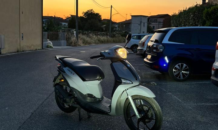 Scooter 50 Liberty Sport 50