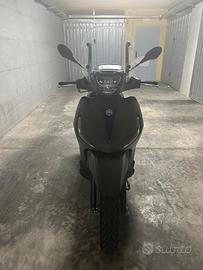 Piaggio Beverly 400 - 2024