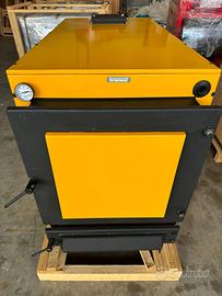 CALDAIA A LEGNA ”TERMOMONT” modello BTK40 da 40kw.