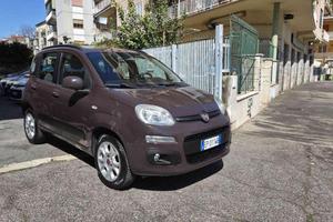 FIAT Panda 0.9 TwinAir Turbo Natural Power Trekk