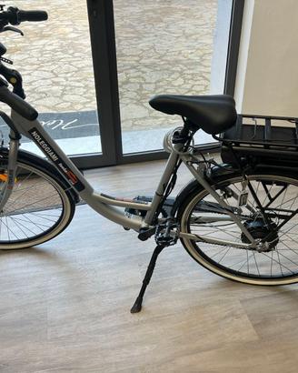 Bicicletta elettrica usata pari al nuovo – 699€