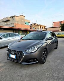 Hyundai i40 Wagon 1.6 CRDi DCT Business