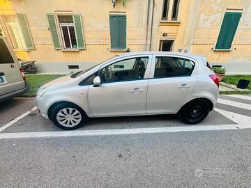 Opel Corsa 1.2 Benzina – 2009 – 5 porte